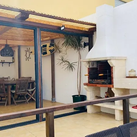 Casa Da Torre - Bbq And Terrace بيت للعطل